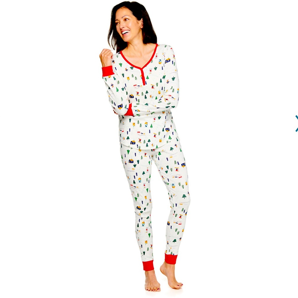 LC Lauren Conrad Snowy Skier Pajamas set